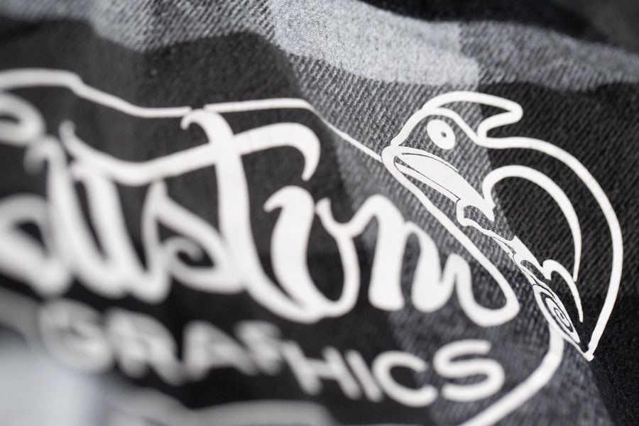Textildruck Logo auf Flanellhemd